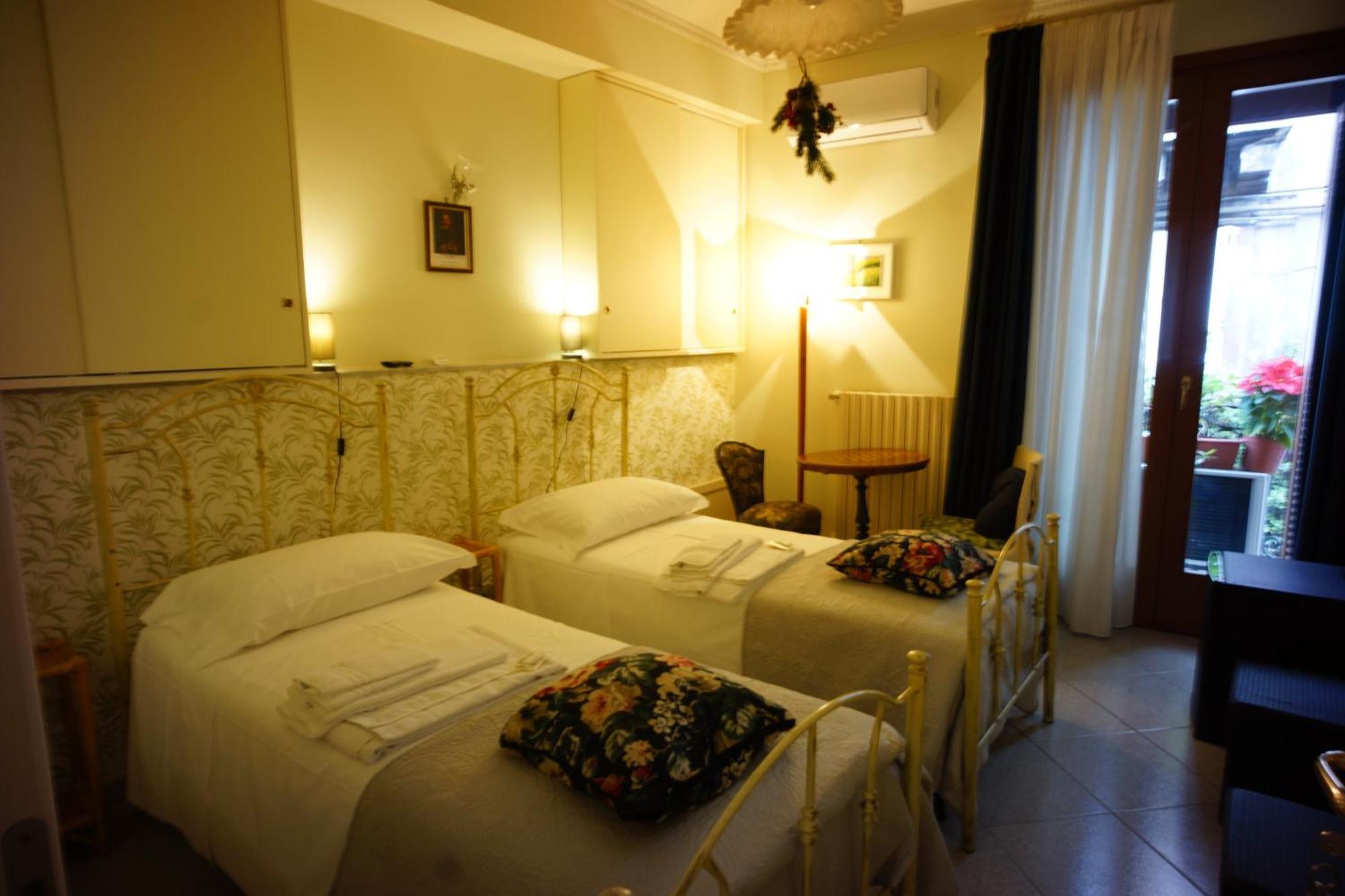 Santa Caterina Da Siena B&B 卡塔尼亚 外观 照片